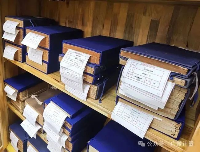 趣味計(jì)量丨古籍裝幀的“毫米之爭(zhēng)”——探秘書本裝訂中的計(jì)量之美